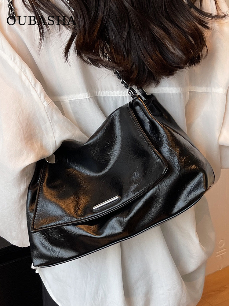 Large-capacity tote bag