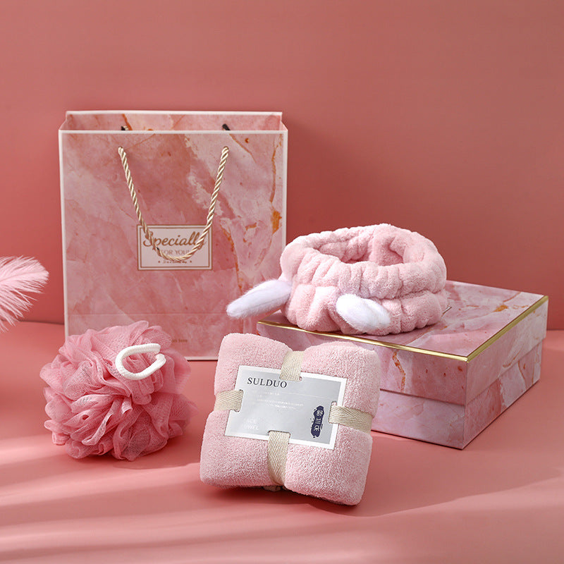 Soft Coral Velvet Towel Gift Set, Three-Piece with Hair Band and Bath Ball