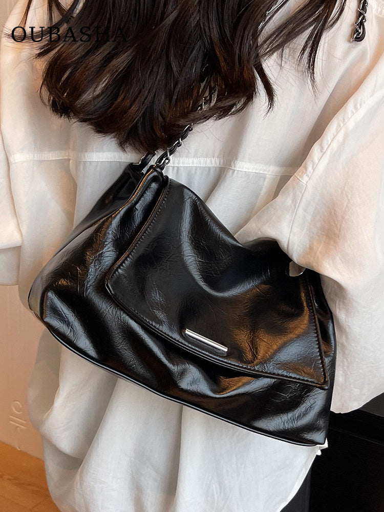 Large-capacity tote bag
